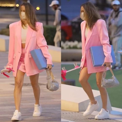 Margot Robbie In London To Attend The Wrap Party For Barbie  nude photo