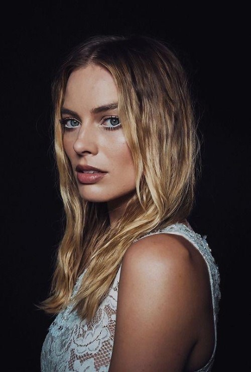 Margot Robbie Most Beautiful  nude photo