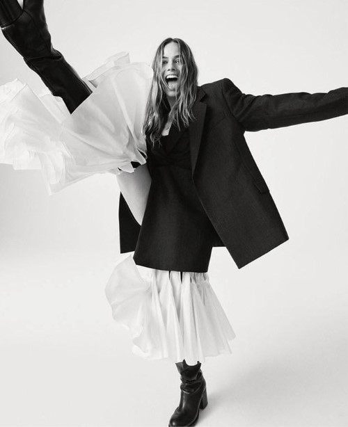 Margot Robbie New WSJ Shoot 8  nude photo