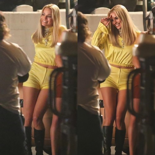 Margot Robbie Perfect Thighs  nude photo