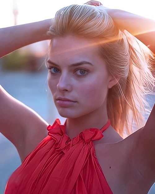 Margot Robbie Pure Beauty  nude photo