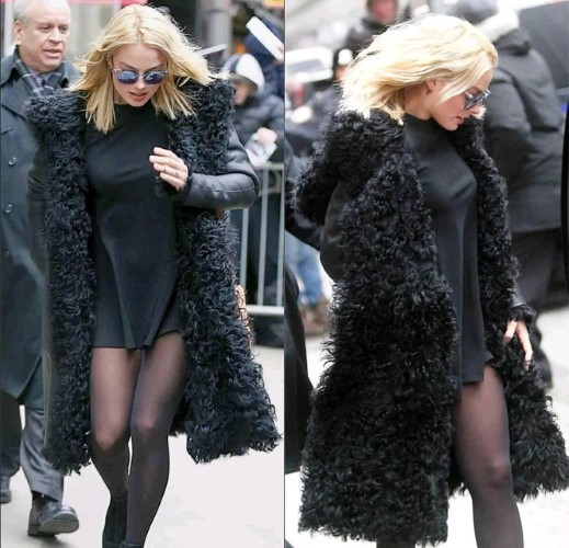 Margot Robbie Sexy In Black Dress  nude photo