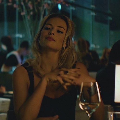 Margot Robbie She Was Extra Hot In Focus  nude photo