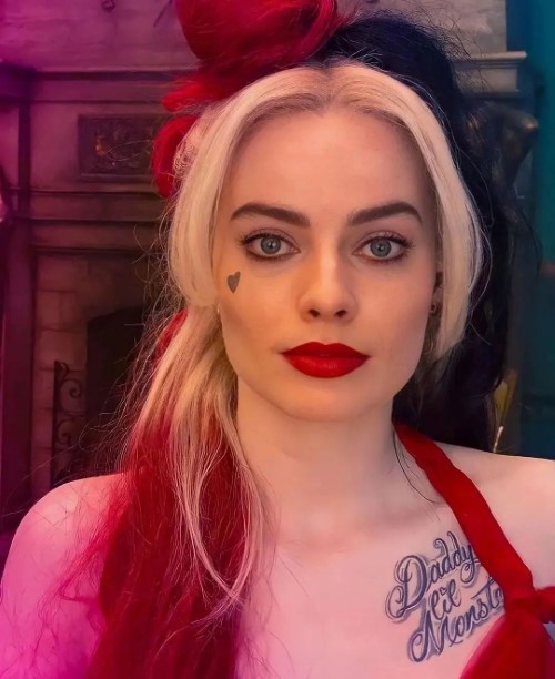 Margot Robbie That Look Just Awesome  nude photo