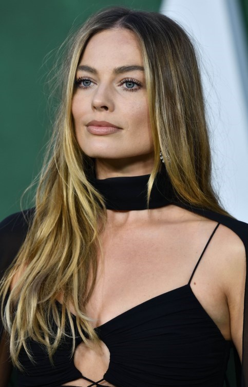 Margot Robbie(2)  nude photo