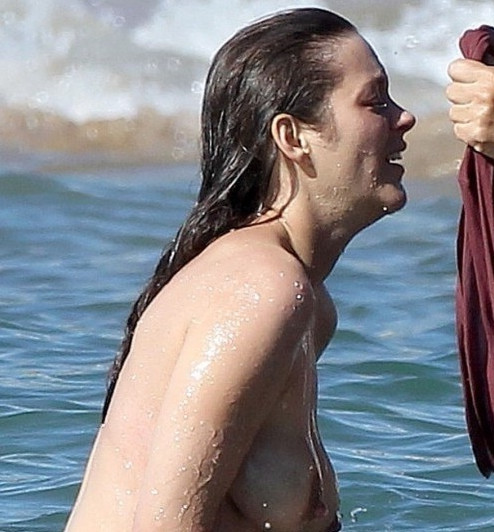 Marion Cotillard Boobs Photos  nude photo