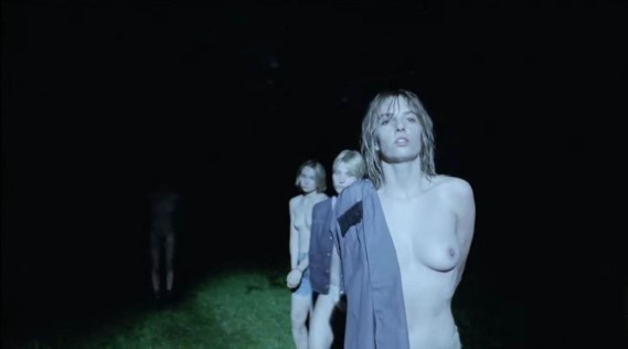 Maya Hawke Nude Boobs Scene From Movie  nude photo