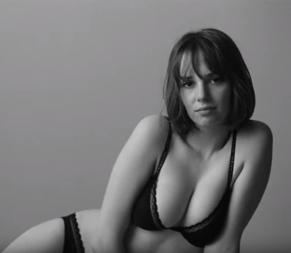 Maya Hawke Sexy Tits In Lingerie  nude photo