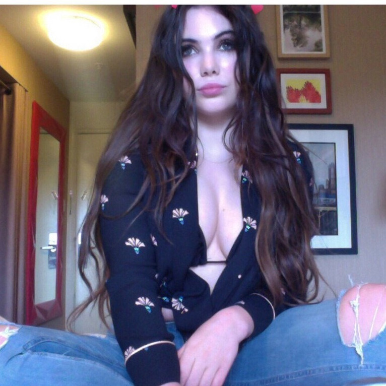 McKayla Maroney  nude photo