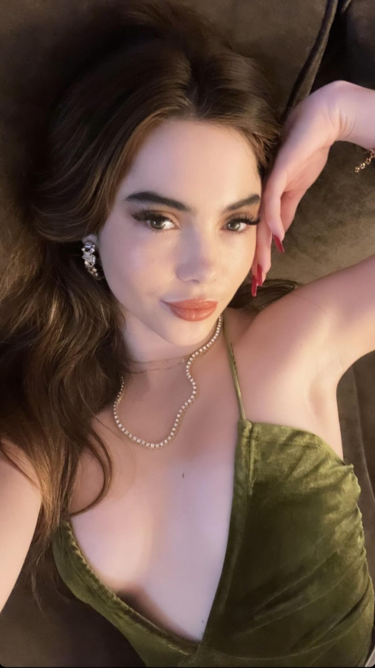 McKayla Maroney  nude photo