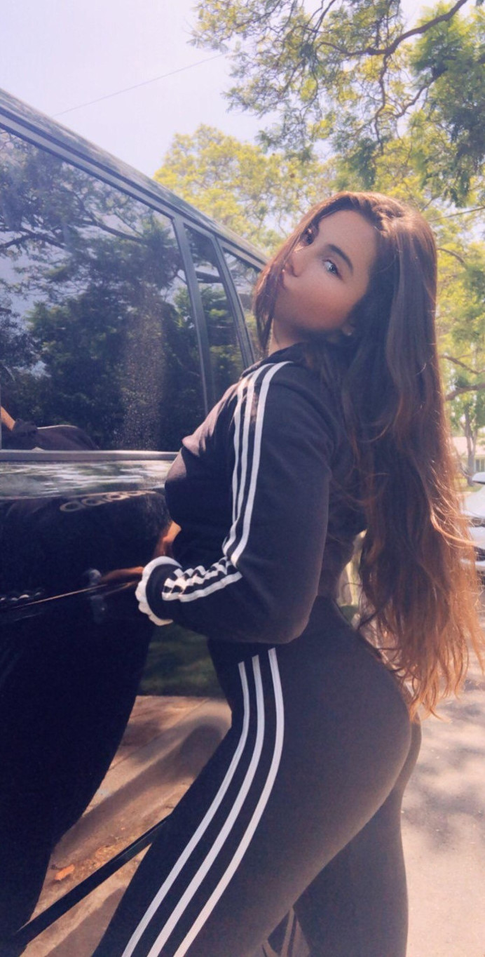 McKayla Maroney  nude photo
