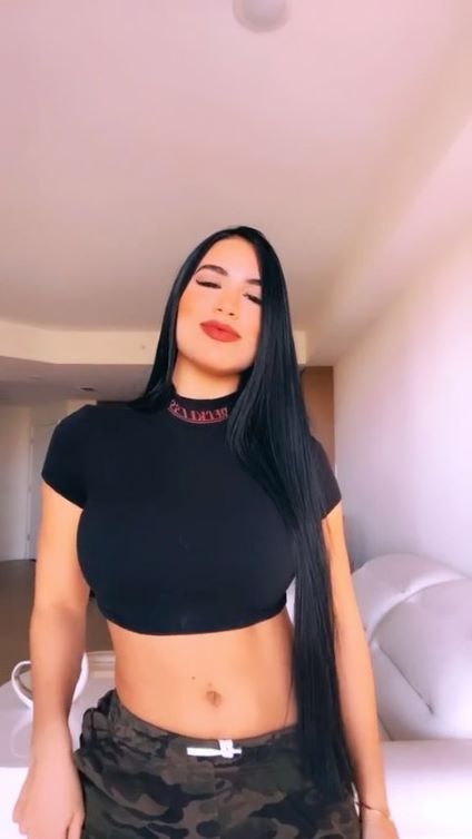 Melany Fernández  nude photo