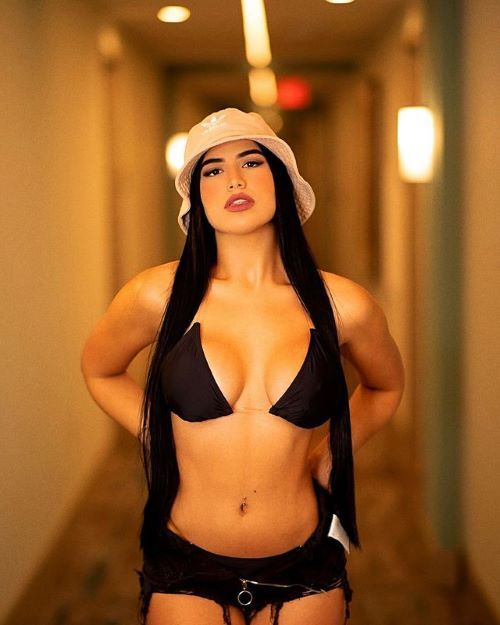 Melany Fernández  nude photo