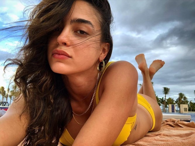 Melissa Barrera Hot Yellow Bikini Sexy Feet  nude photo