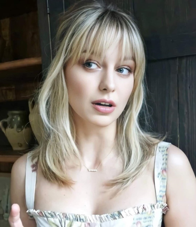 Melissa Benoist  nude photo