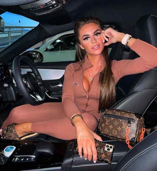 Mia Sully  nude photo