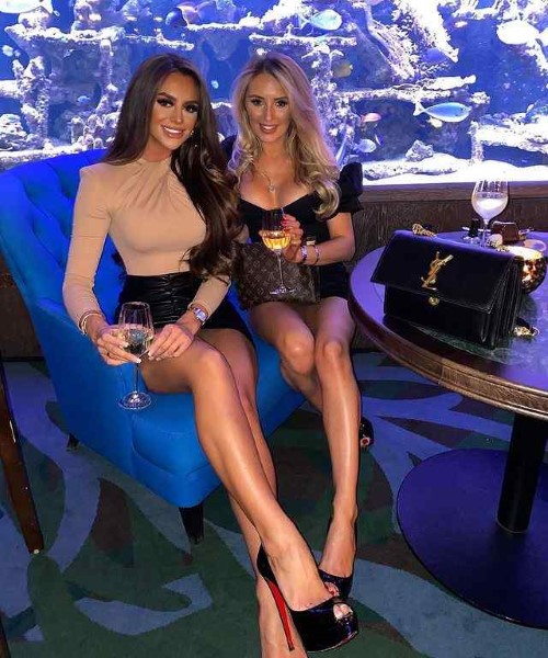 Mia Sully  nude photo