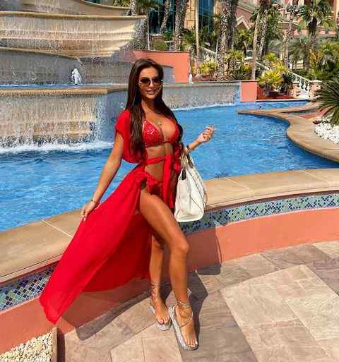 Mia Sully  nude photo