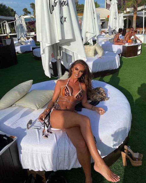 Mia Sully  nude photo