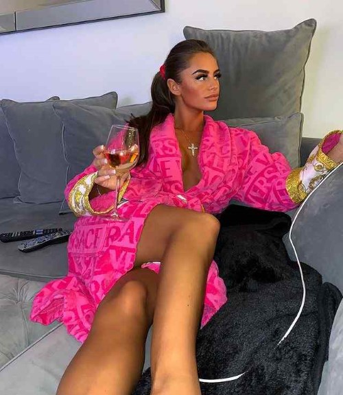 Mia Sully  nude photo