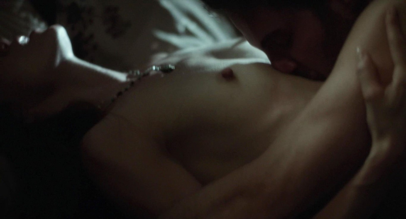 Michelle Monaghan Nipples Naked Sex Scene  nude photo