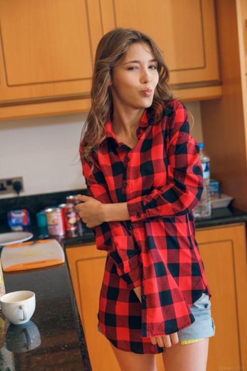 Mila Azul Good Morning  nude photo