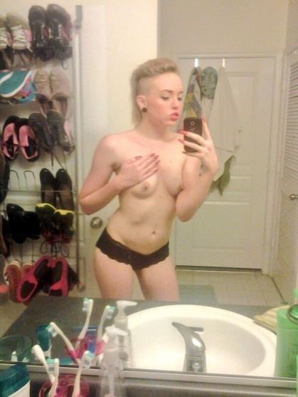 Miley Cyrus Looks Like  nude photo