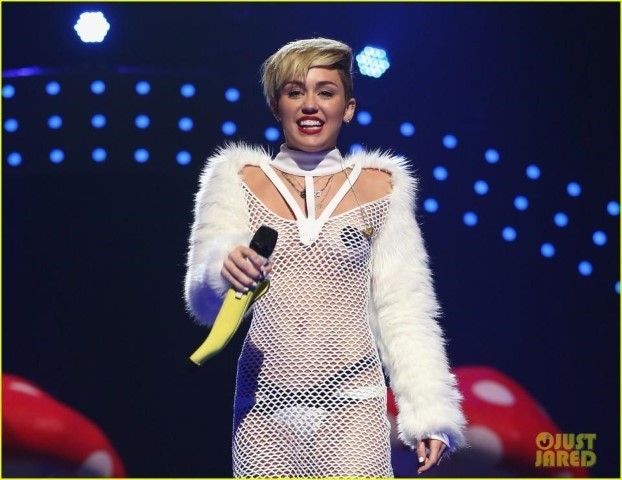 Miley Cyrus Nipple Pasties  nude photo