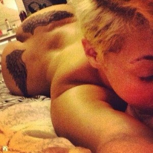 Miley Cyrus Nude Ass  nude photo