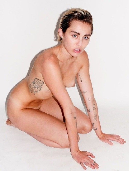 Miley Cyrus Nude Boobs Pussy  nude photo