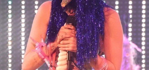 Miley Cyrus Nude Weird Sexy  nude photo