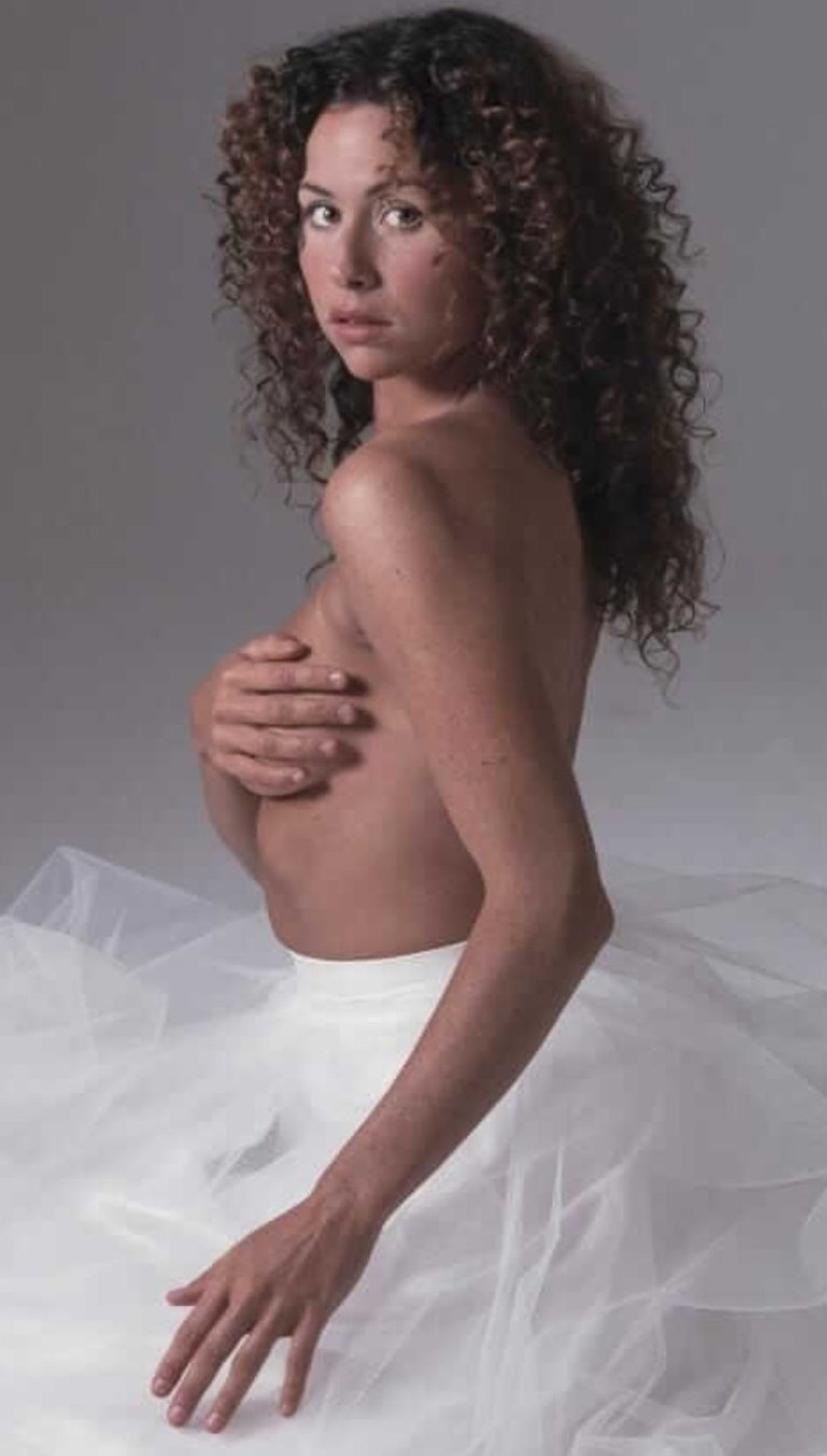 Minnie Driver Topless  nude photo