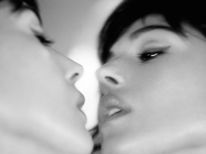 Monica Bellucci Closeup View  nude photo