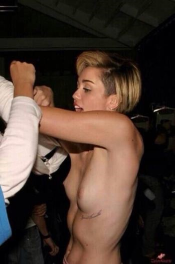 Naked Miley Cyrus Leaked Nudes  nude photo