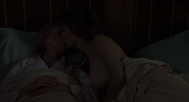 Laura Harring, Naomi Watts – Mulholland Dr. (2001)  nude photo
