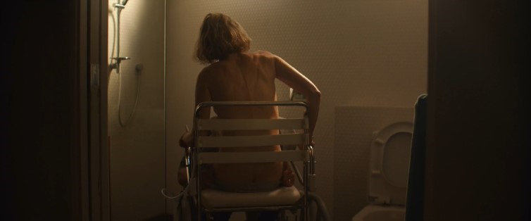 Naomi Watts – Penguin Bloom (2020)  nude photo