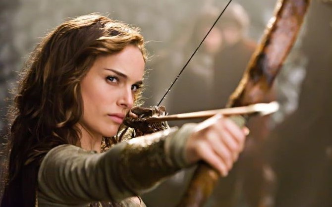 Natalie Portman Archer  nude photo