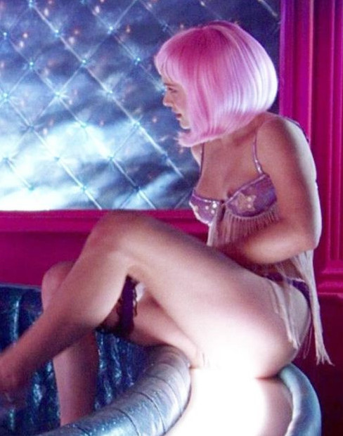 Natalie Portman Nipple Slips  nude photo