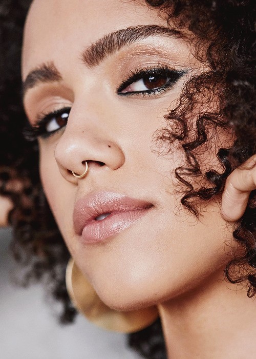 Nathalie Emmanuel Closer  nude photo