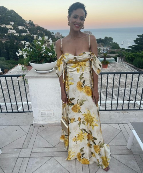 Nathalie Emmanuel Cute In Capri  nude photo