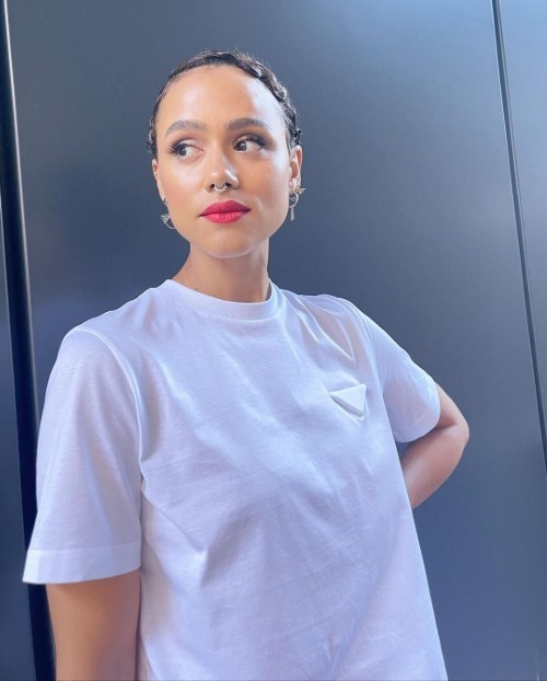 Nathalie Emmanuel Looking Great At The Invitation Screening 2  nude photo