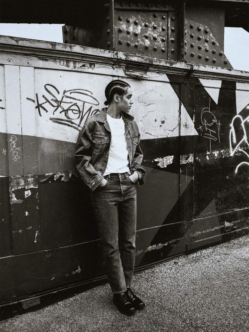 Nathalie Emmanuel Streetwise  nude photo