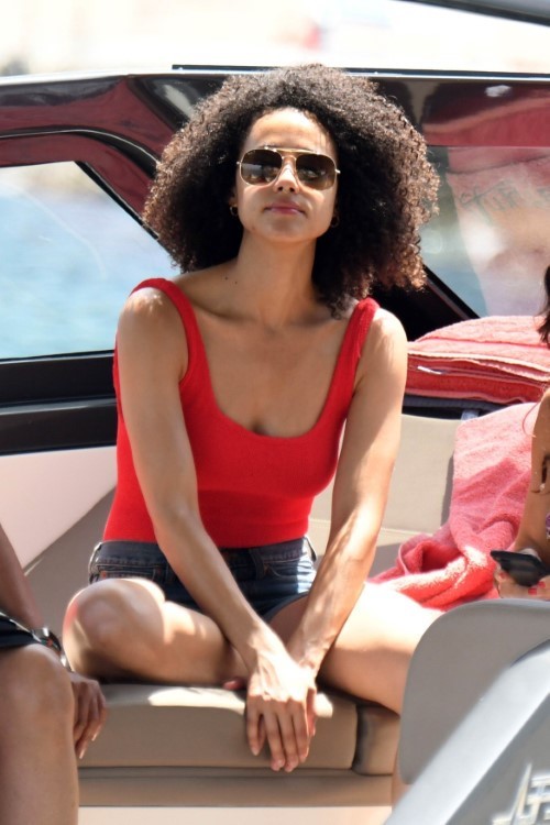 Nathalie Emmanuel Sunny Day  nude photo