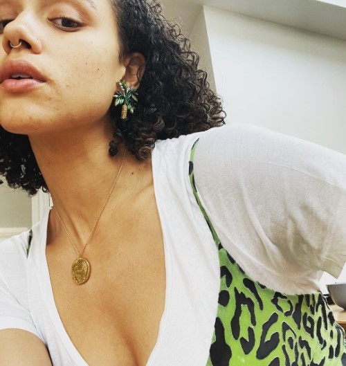 Nathalie Emmanuel Sweet  nude photo