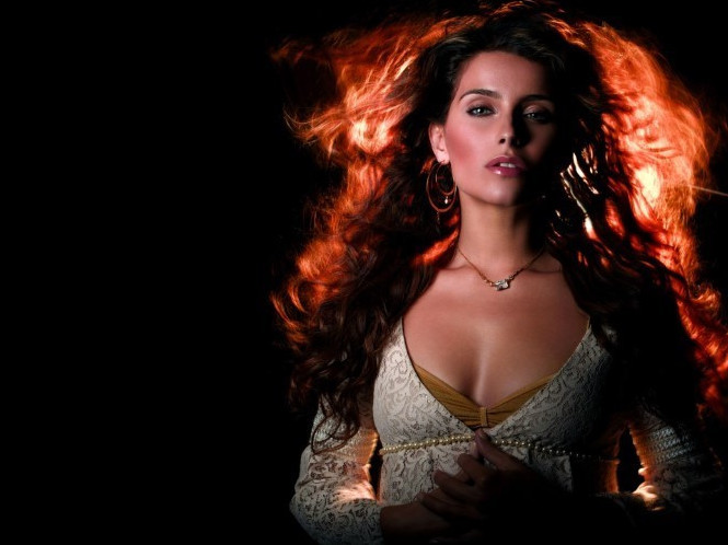 Nelly Furtado Hot Dress  nude photo