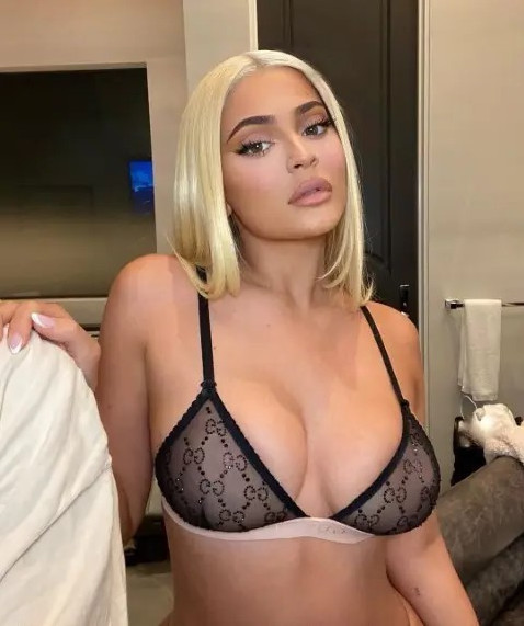 Never Thought About Kylie Jenner Before She Getting Me Horny Now Though  nude photo