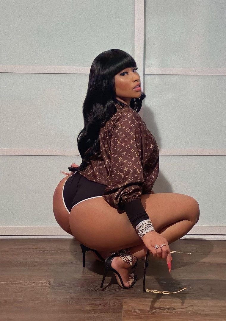 Nicki Minaj Enormous Booty  nude photo