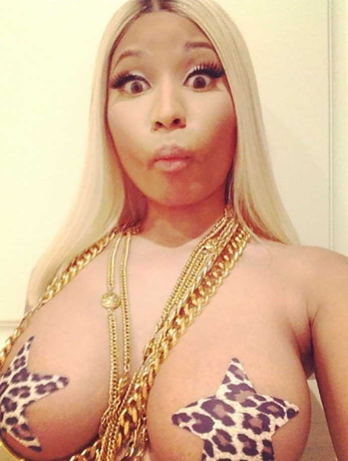 Nicki Minaj Naked Photos  nude photo