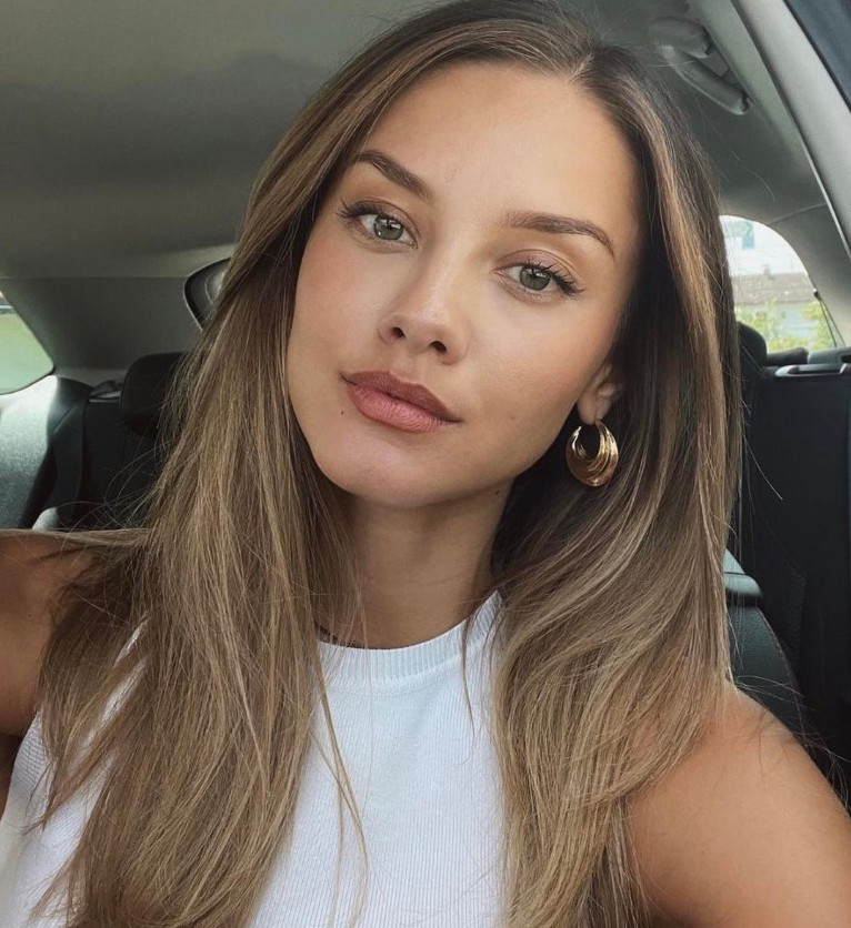 Nicola Cavanis  nude photo