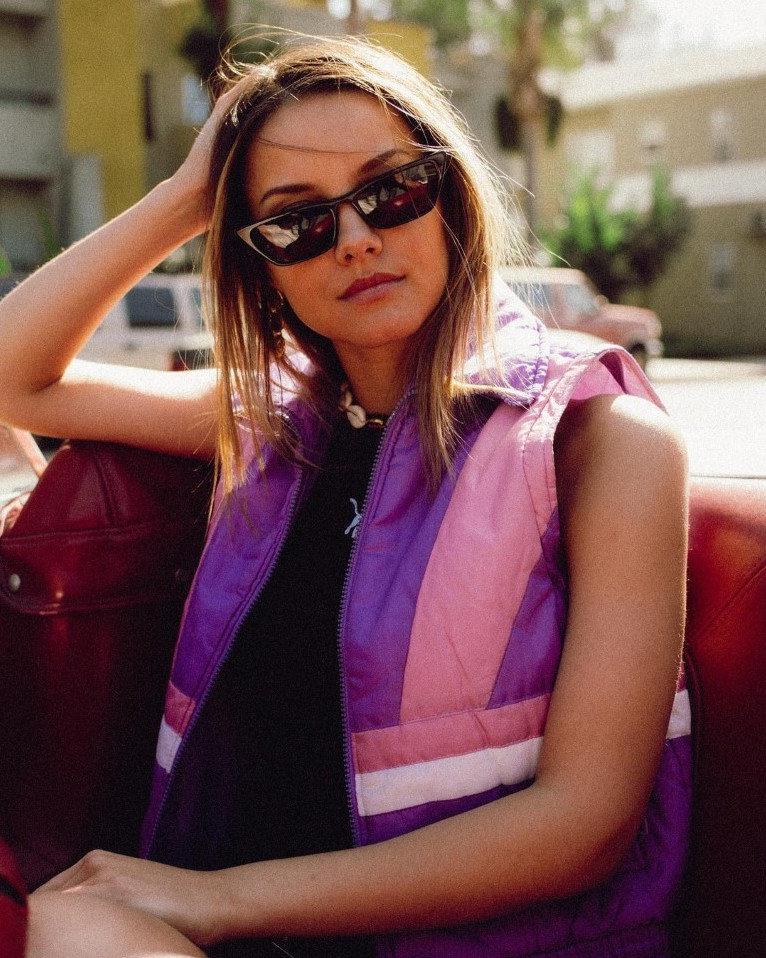 Nicola Cavanis  nude photo